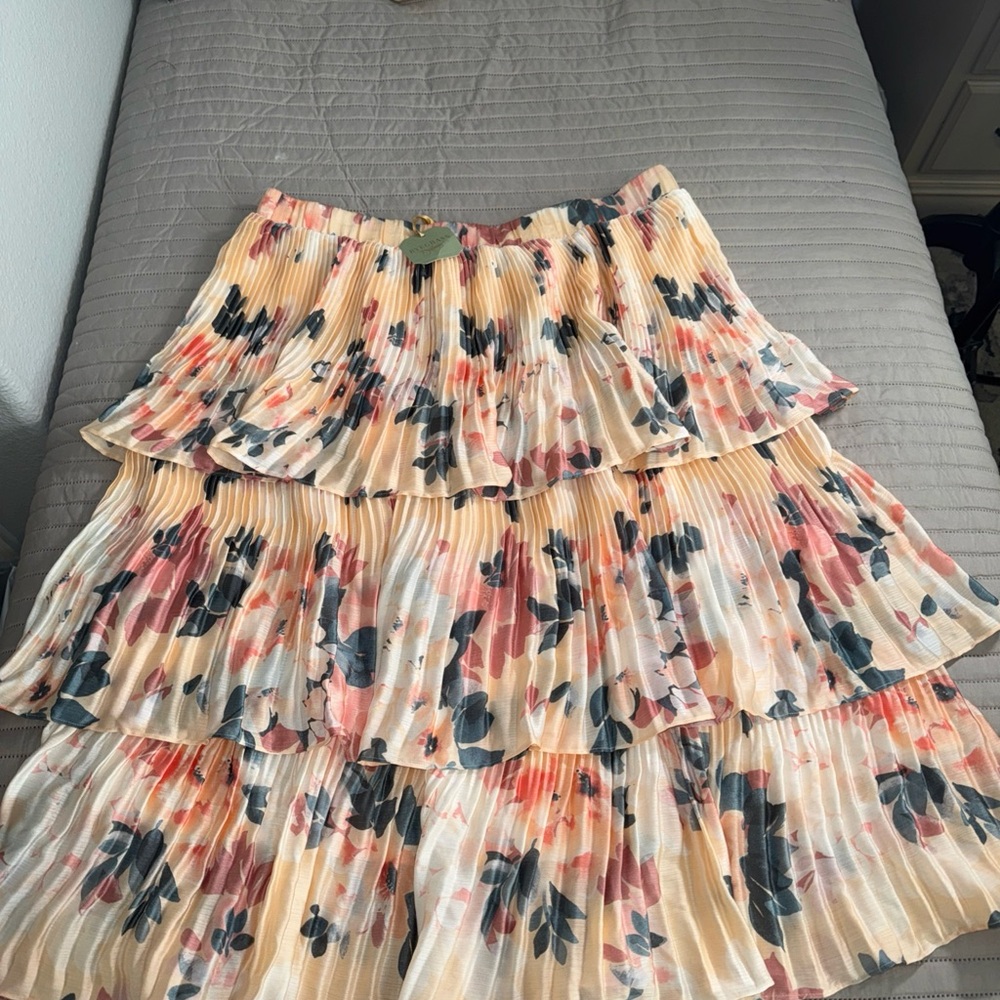 NWT Ryegrass women’s plus Sz Floral Pleated long Women's Skirt Sz XXL